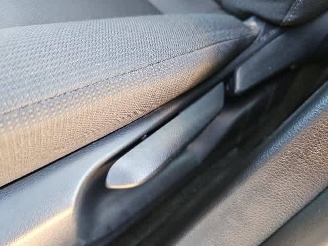 Used 2023 Toyota Corolla LE FWD image 15