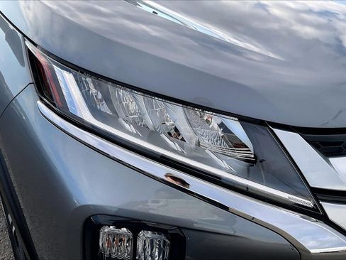 Used 2024 Mitsubishi Outlander Sport SE image 25