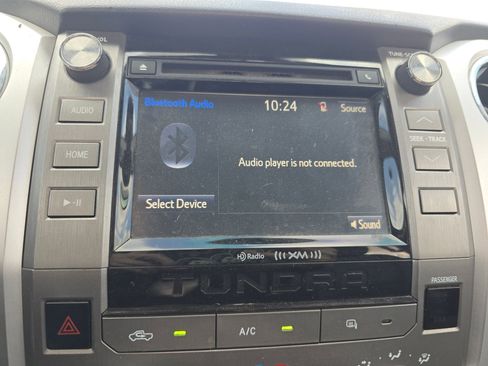 Used 2017 Toyota Tundra SR5 w/ SR5 Upgrade Package image 25