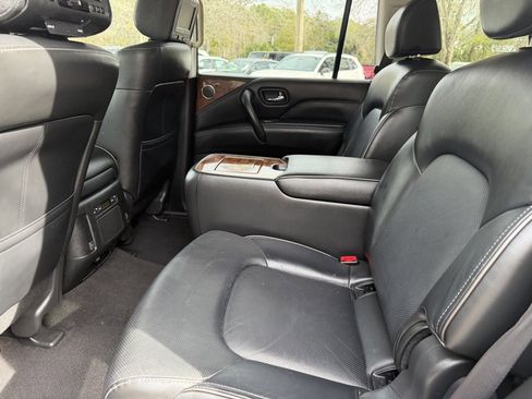 Used 2019 INFINITI QX80 Luxe w/ All-Season Package image 12
