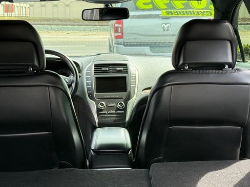 Used 2019 Lincoln MKC Select w/ Select Plus Package image 9