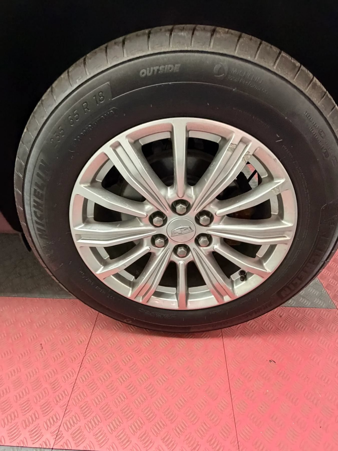Used 2019 Cadillac XT5 FWD image 42