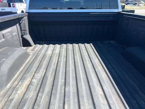 Used 2024 Chevrolet Silverado 2500 Custom w/ Custom Convenience Package image 30