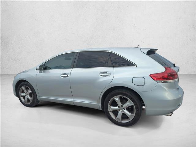 Used 2015 Toyota Venza XLE FWD image 6
