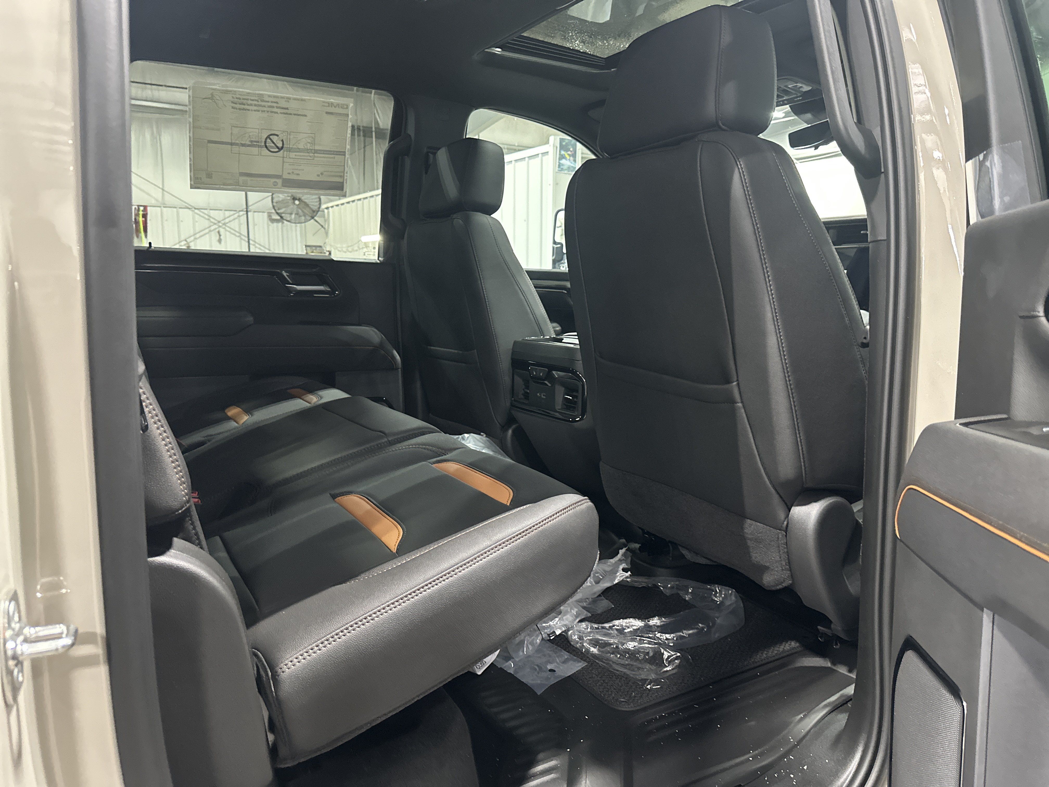 Used 2026 GMC Sierra 3500 AT4 w/ AT4 Premium Plus Package AWD/4WD image 13