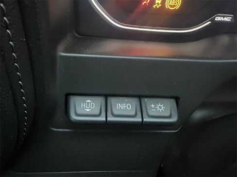 Used 2020 GMC Sierra 2500 Denali w/ Denali Ultimate Package image 34