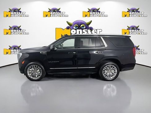 Used 2024 GMC Yukon SLT w/ SLT Luxury Package image 8