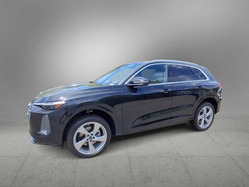 New 2026 Audi Q5 Premium Plus AWD/4WD image 4
