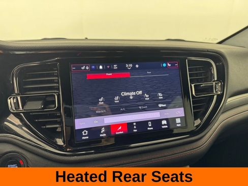 Used 2024 Dodge Durango GT image 18