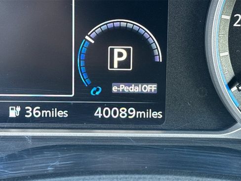 Used 2019 Nissan Leaf SL w/ SL Technology Package image 25