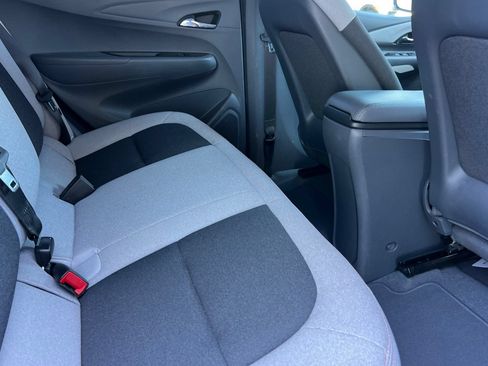Used 2020 Chevrolet Bolt LT FWD image 19