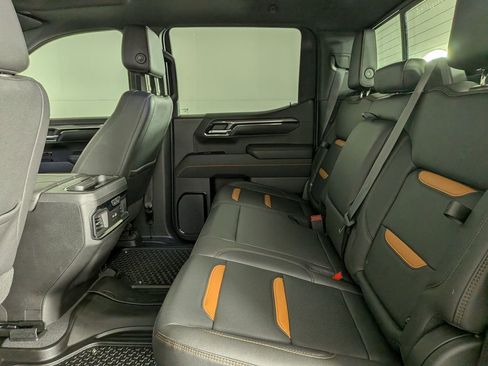 Used 2023 GMC Sierra 1500 AT4 w/ AT4 Premium Package image 38