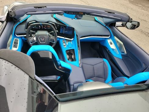 Used 2024 Chevrolet Corvette Z06 w/ Z07 Performance Package RWD image 6
