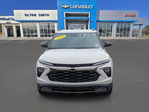 Used 2026 Chevrolet TrailBlazer ACTIV w/ Driver Confidence Package FWD image 2