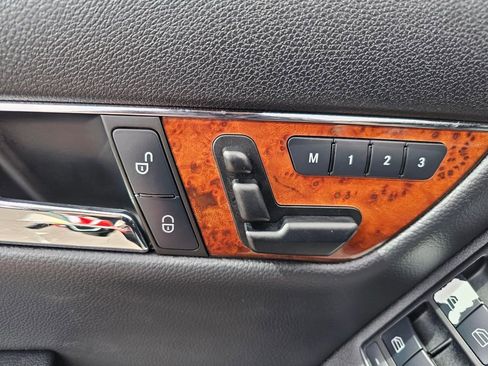 Used 2011 Mercedes-Benz C 300 4MATIC Sedan image 24