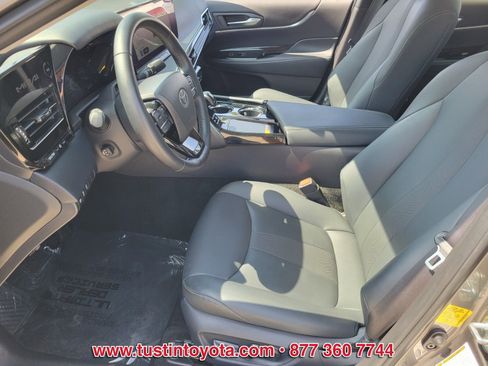 Certified 2025 Toyota Mirai XLE RWD image 10