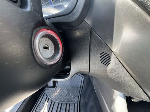 Used 2013 Subaru Forester 2.5X Premium w/ All-Weather Pkg image 15