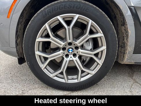 Used 2023 BMW X7 xDrive40i w/ Premium Package image 34