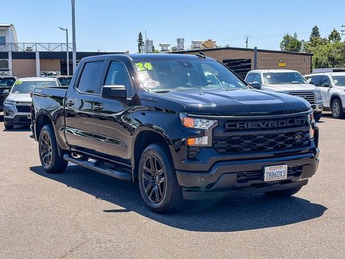 Used 2024 Chevrolet Silverado 1500 Custom w/ Turbomax Blackout Package AWD/4WD image 5