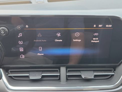 Used 2025 Chevrolet Trax ACTIV FWD image 20