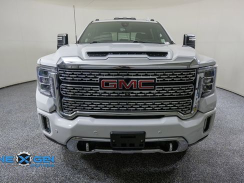 Used 2020 GMC Sierra 2500 Denali w/ Denali Ultimate Package AWD/4WD image 2