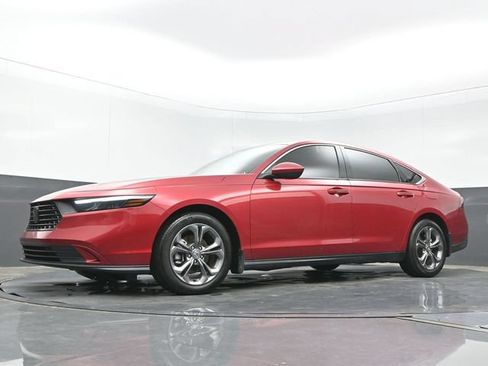 Used 2024 Honda Accord EX image 20
