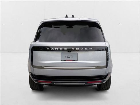 New 2025 Land Rover Range Rover SE image 8