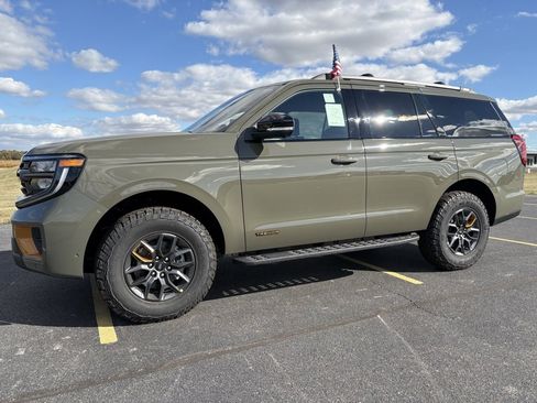 New 2025 Ford Expedition Tremor image 1