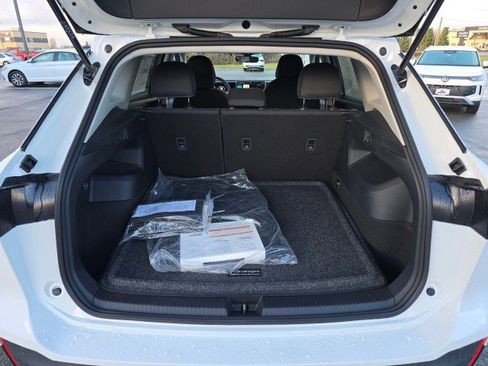 New 2026 Volkswagen Tiguan S image 16