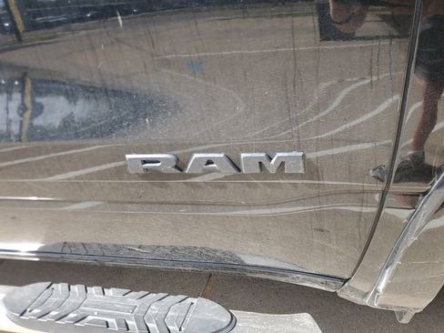 Used 2019 RAM 1500 Laramie w/ Sport Appearance Package image 4