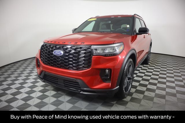 Used 2025 Ford Explorer ST-Line w/ Premium Package AWD/4WD image 10