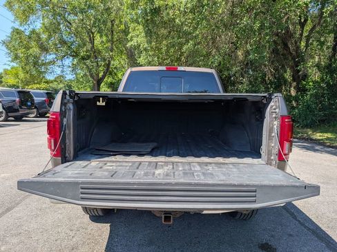 Used 2015 Ford F150 Lariat w/ Equipment Group 502A Luxury AWD/4WD image 33