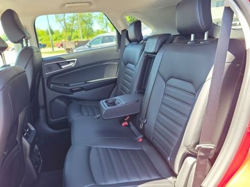 Used 2024 Ford Edge SEL w/ Convenience Package AWD/4WD image 28