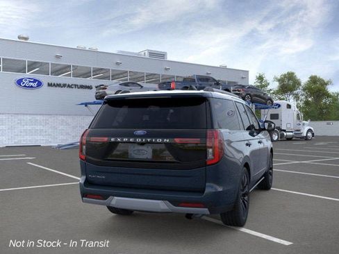 New 2026 Ford Expedition Platinum AWD/4WD image 8