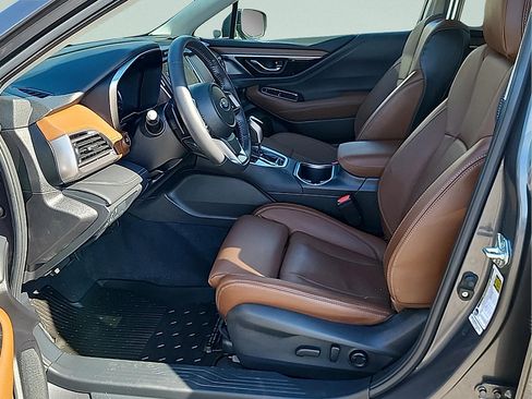 Used 2021 Subaru Outback Touring w/ Popular Package #2 AWD/4WD image 13