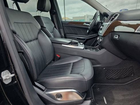 Used 2014 Mercedes-Benz GL 350 BlueTEC 4MATIC image 16