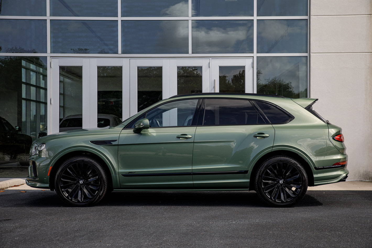 Used 2023 Bentley Bentayga Speed AWD/4WD image 8