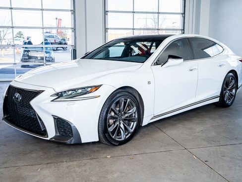 Used 2018 Lexus LS 500 F Sport w/ Accessory Package (Z2) image 11