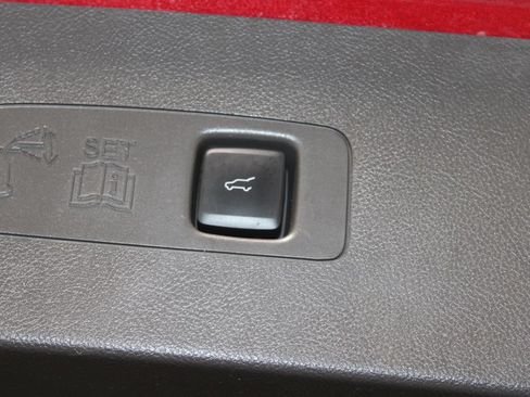 Used 2021 Lincoln Corsair AWD w/ Premium Package image 14