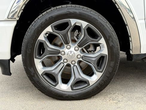 Used 2020 RAM 1500 Limited AWD/4WD image 17