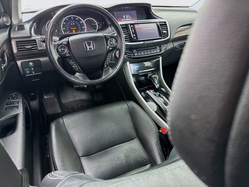 Used 2017 Honda Accord EX-L image 22