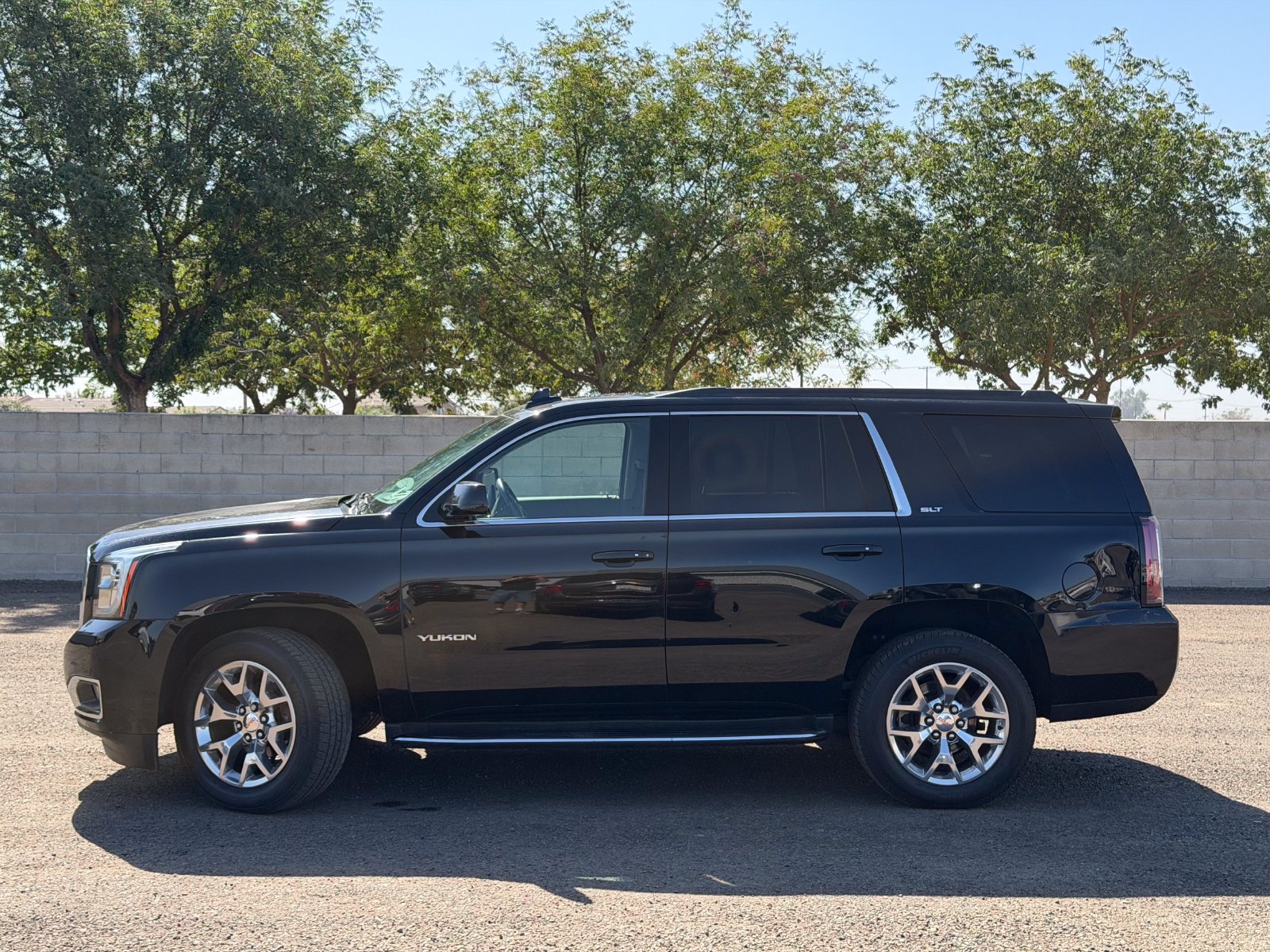 Used 2017 GMC Yukon SLT w/ Open Road Package RWD image 8