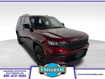 Used 2025 Jeep Grand Cherokee Altitude