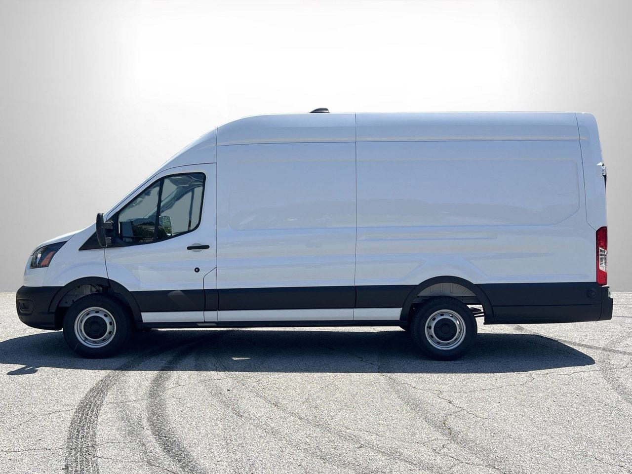 New 2026 Ford Transit 350 148 High Roof Extended w/ Load Area Protection Package RWD image 20