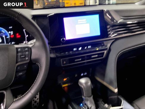 Certified 2025 Toyota Camry SE image 7