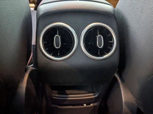 Certified 2025 Mercedes-Benz GLA 250 image 16