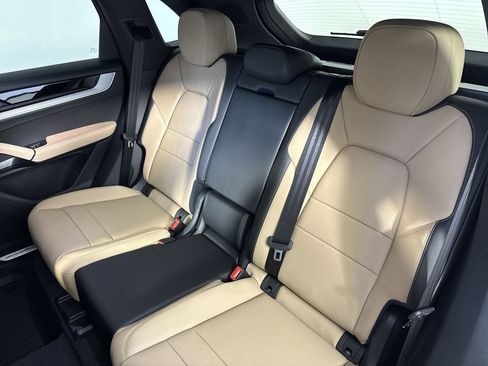Certified 2026 Porsche Cayenne AWD/4WD image 22
