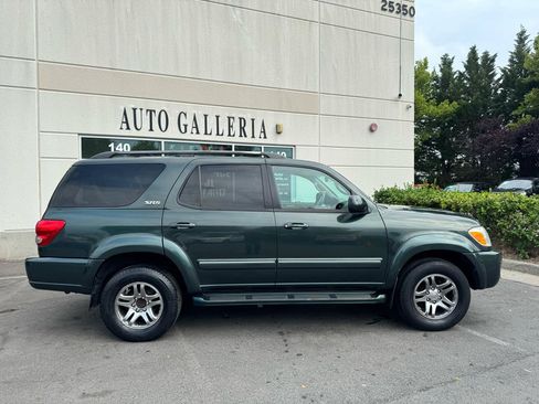 Used 2007 Toyota Sequoia SR5 AWD/4WD image 8