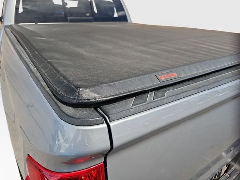 Used 2014 Toyota Tundra SR5 image 21