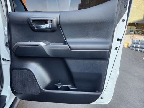 Used 2023 Toyota Tacoma TRD Sport w/ Black Out Package (TMS) image 50